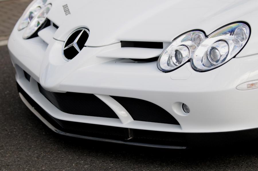 Детали экстерьера Mercedes-Benz SLR McLaren Roadster by Brabus (R199) 2008 года  (фото 34 из 61)